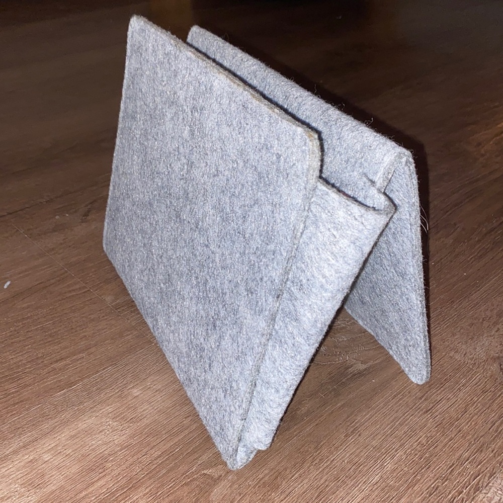 Bedside pocket
